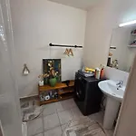Loft Paisible Avec Vue Sur La Tour Eiffel Διαμέρισμα *