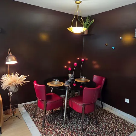 شقة Loft Paisible Avec Vue Sur La Tour Eiffel باريس