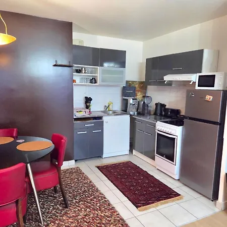 Loft Paisible Avec Vue Sur La Tour Eiffel * باريس